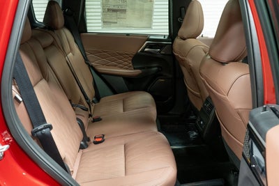 2025 Mitsubishi Outlander SEL