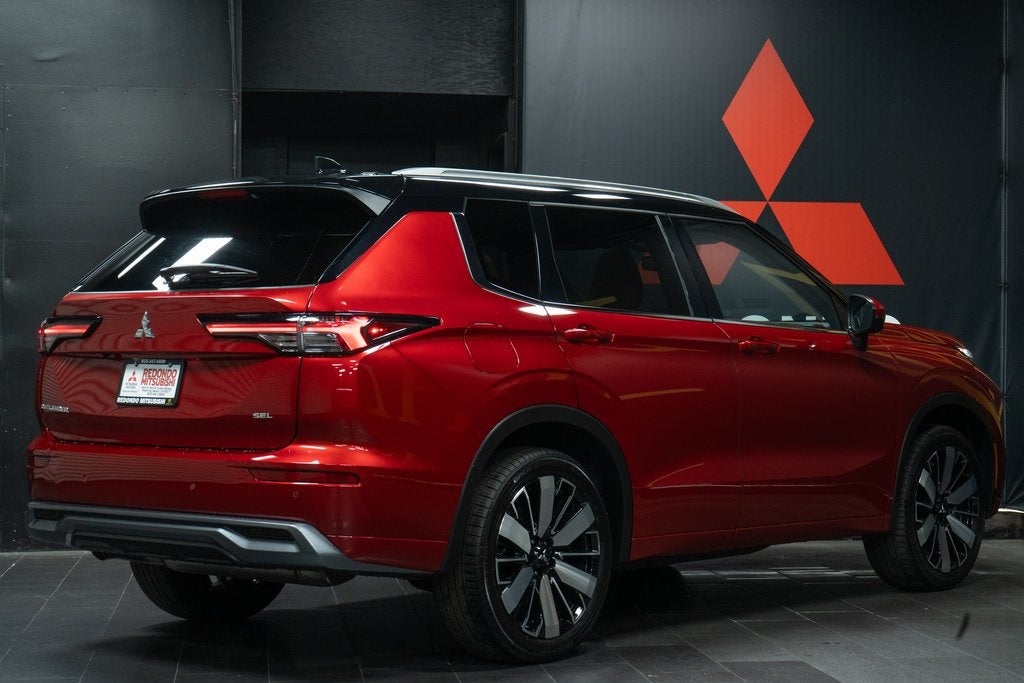 2025 Mitsubishi Outlander SEL