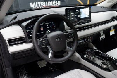 2025 Mitsubishi Outlander SEL
