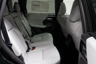 2025 Mitsubishi Outlander SEL