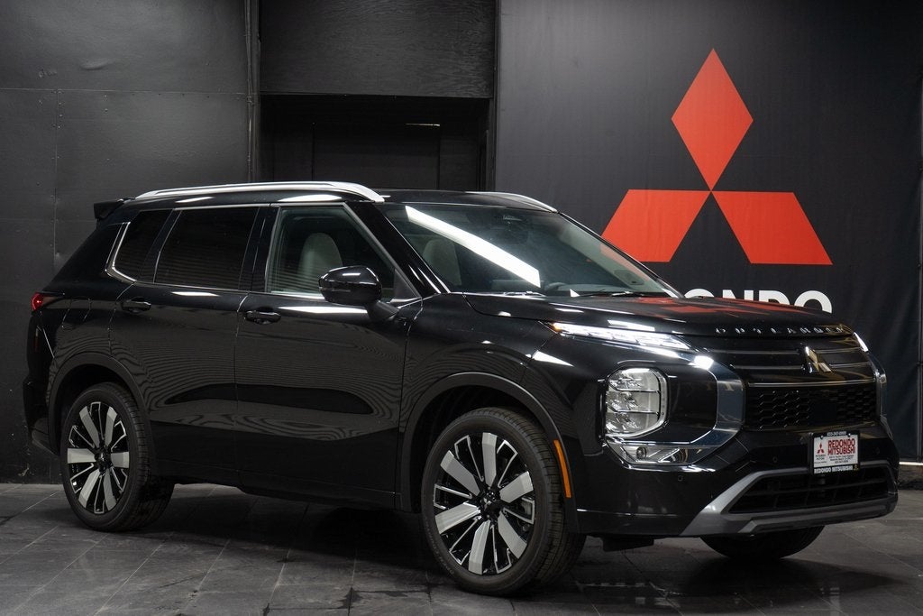 2025 Mitsubishi Outlander SEL