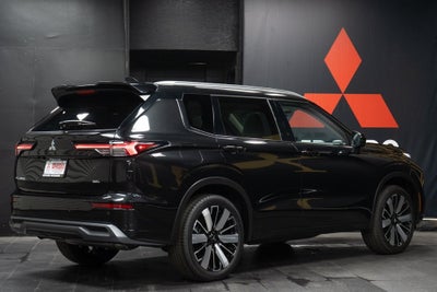 2025 Mitsubishi Outlander SEL