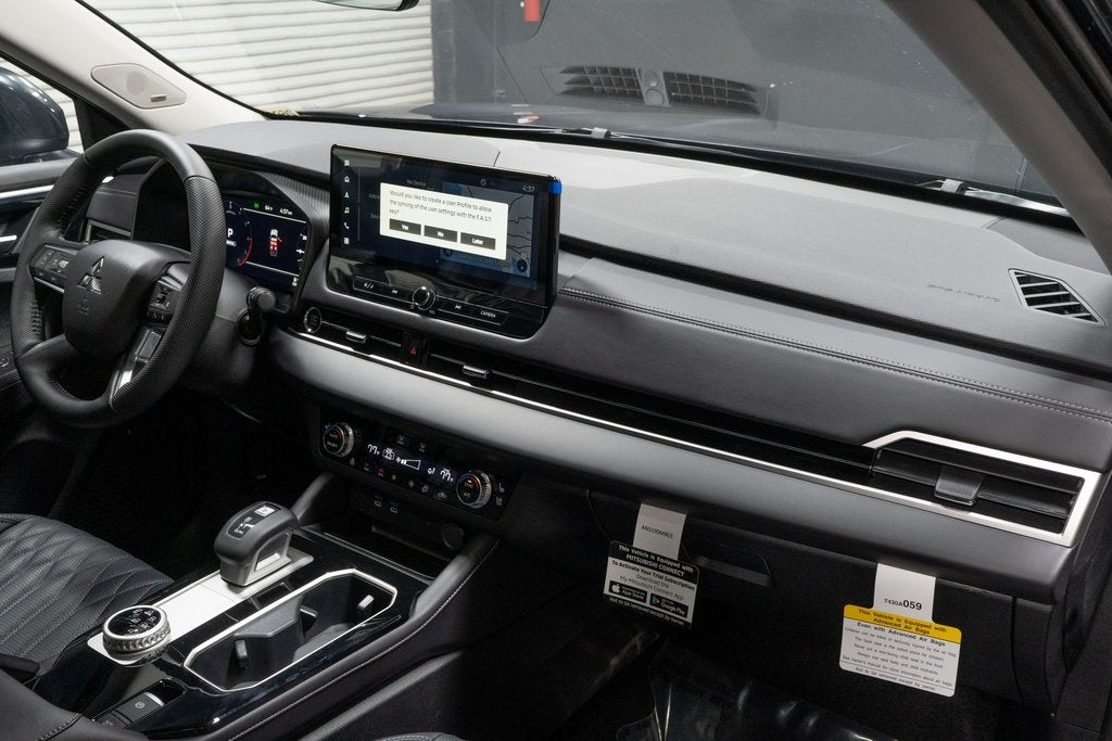 2026 Mitsubishi Outlander SEL