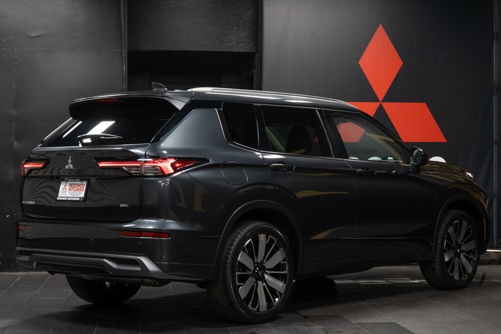 2026 Mitsubishi Outlander SEL