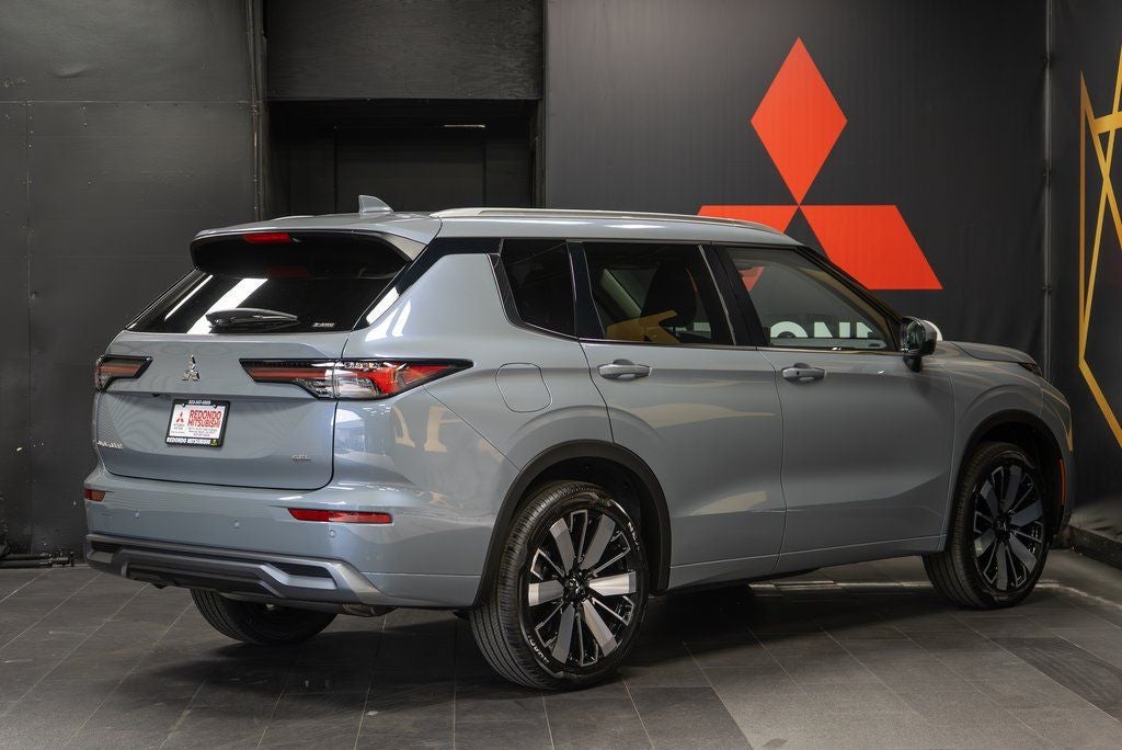 2026 Mitsubishi Outlander SEL