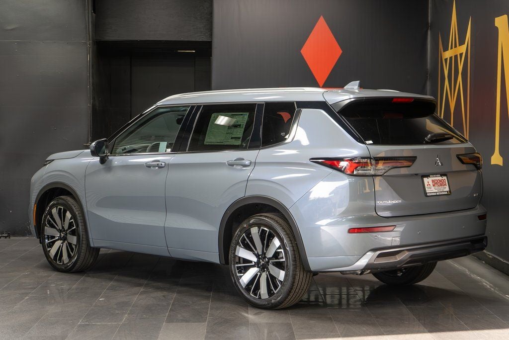 2026 Mitsubishi Outlander SEL