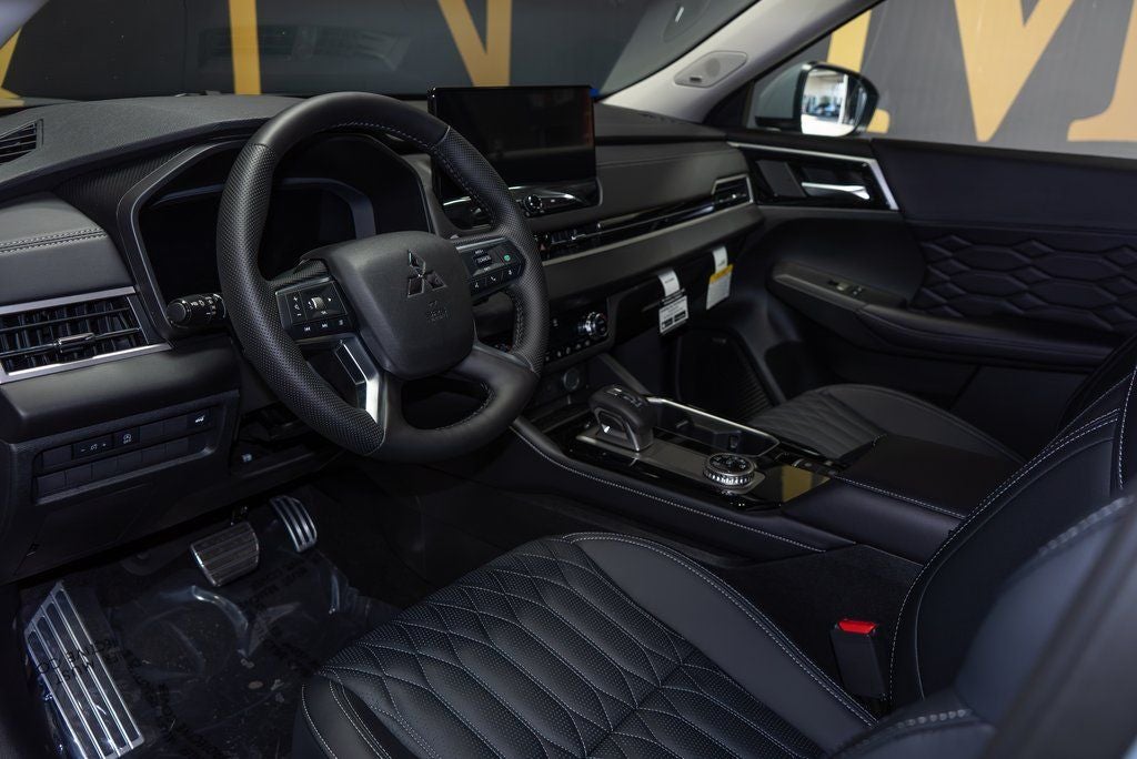 2026 Mitsubishi Outlander SEL