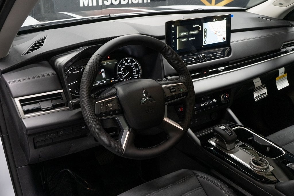 2025 Mitsubishi Outlander Trail Edition