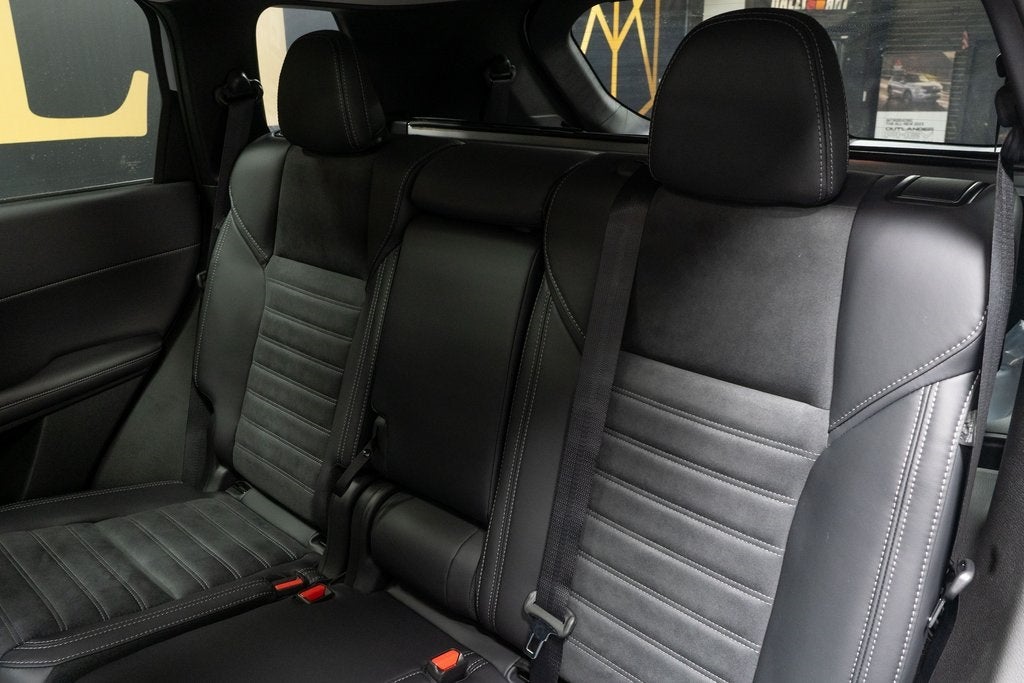 2025 Mitsubishi Outlander Trail Edition