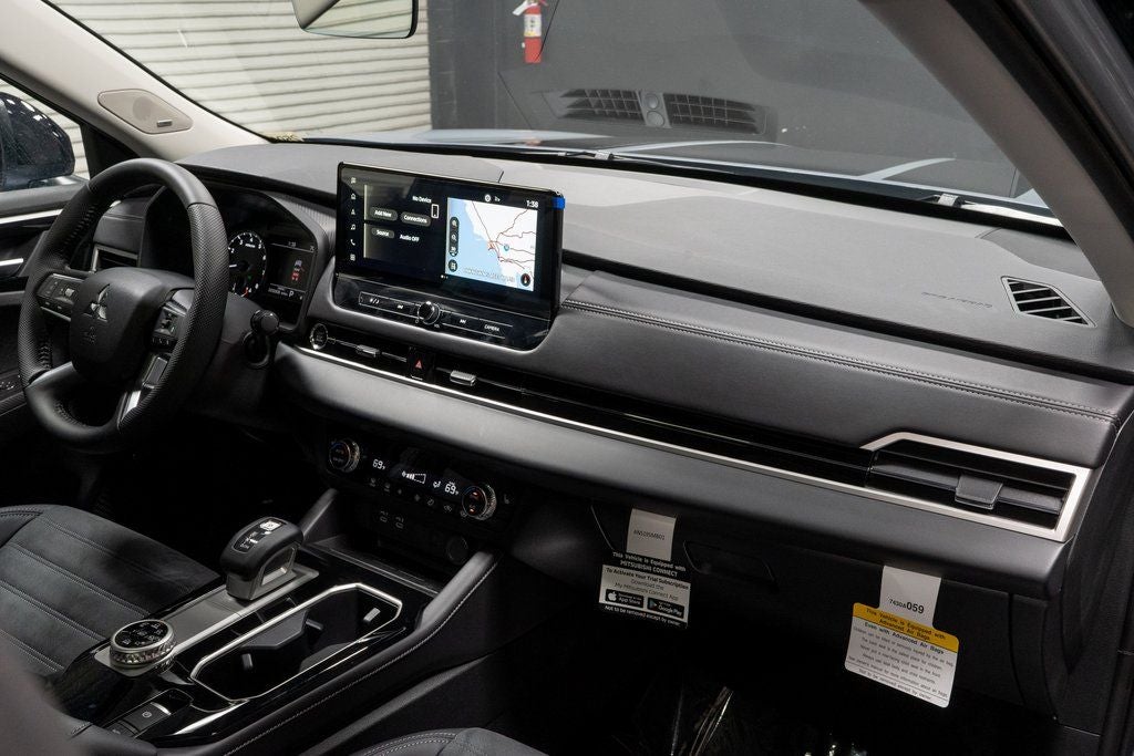 2025 Mitsubishi Outlander Trail Edition