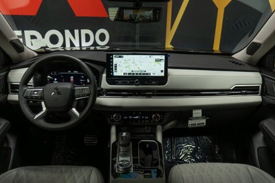 2025 Mitsubishi Outlander Platinum Edition