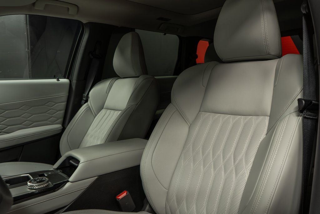 2025 Mitsubishi Outlander Platinum Edition