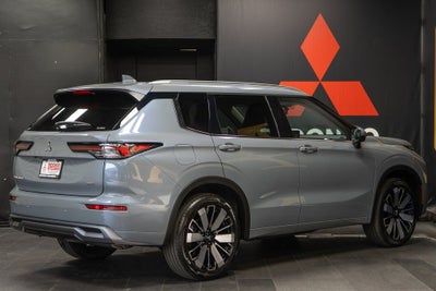 2026 Mitsubishi Outlander SEL