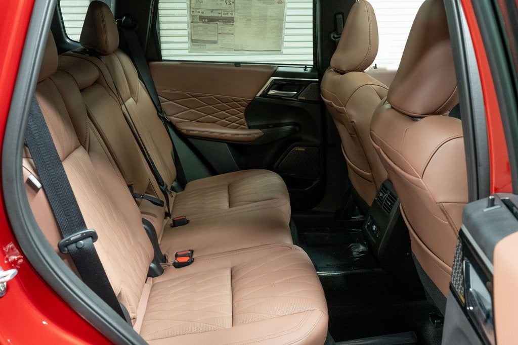 2026 Mitsubishi Outlander SEL