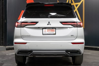 2026 Mitsubishi Outlander SEL