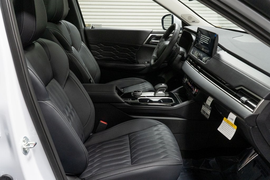 2026 Mitsubishi Outlander SEL