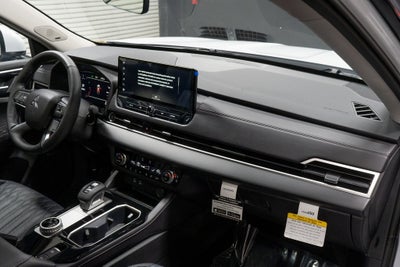 2026 Mitsubishi Outlander SEL