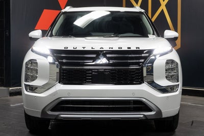 2026 Mitsubishi Outlander SEL