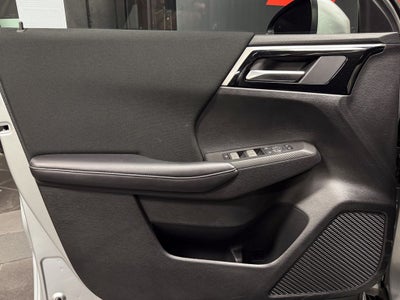 2025 Mitsubishi Outlander PHEV ES