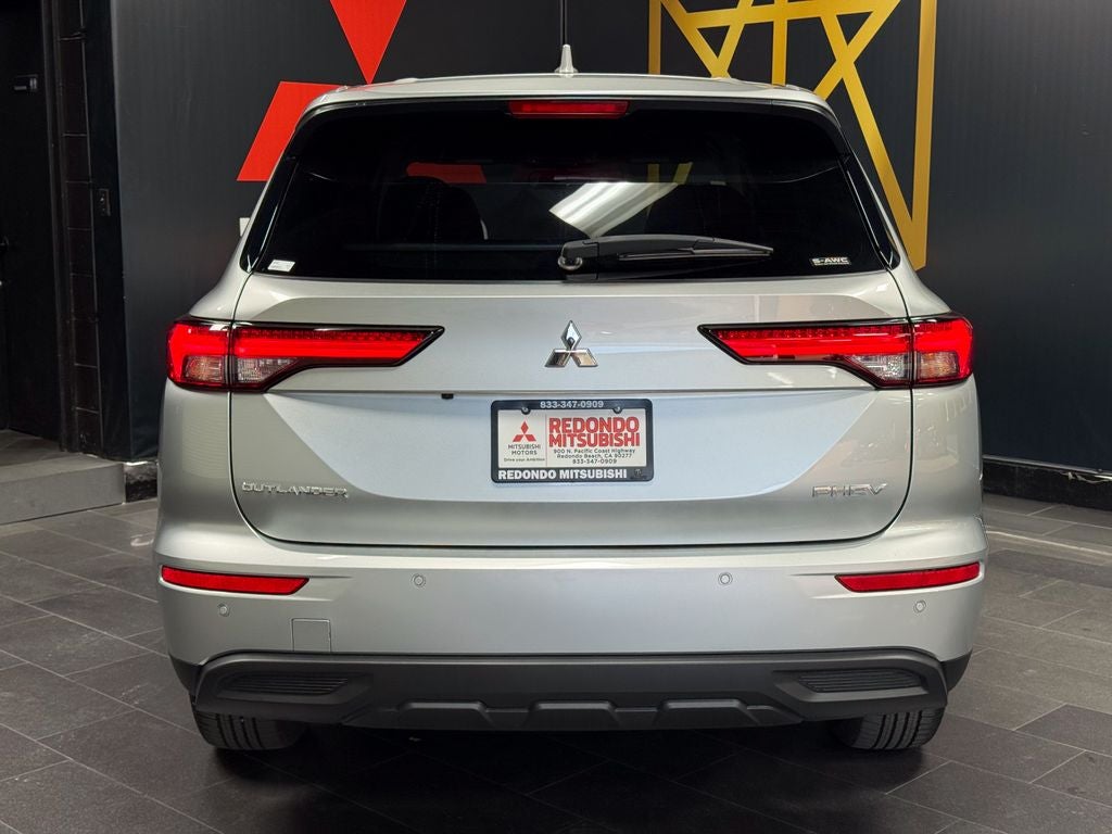 2025 Mitsubishi Outlander PHEV ES