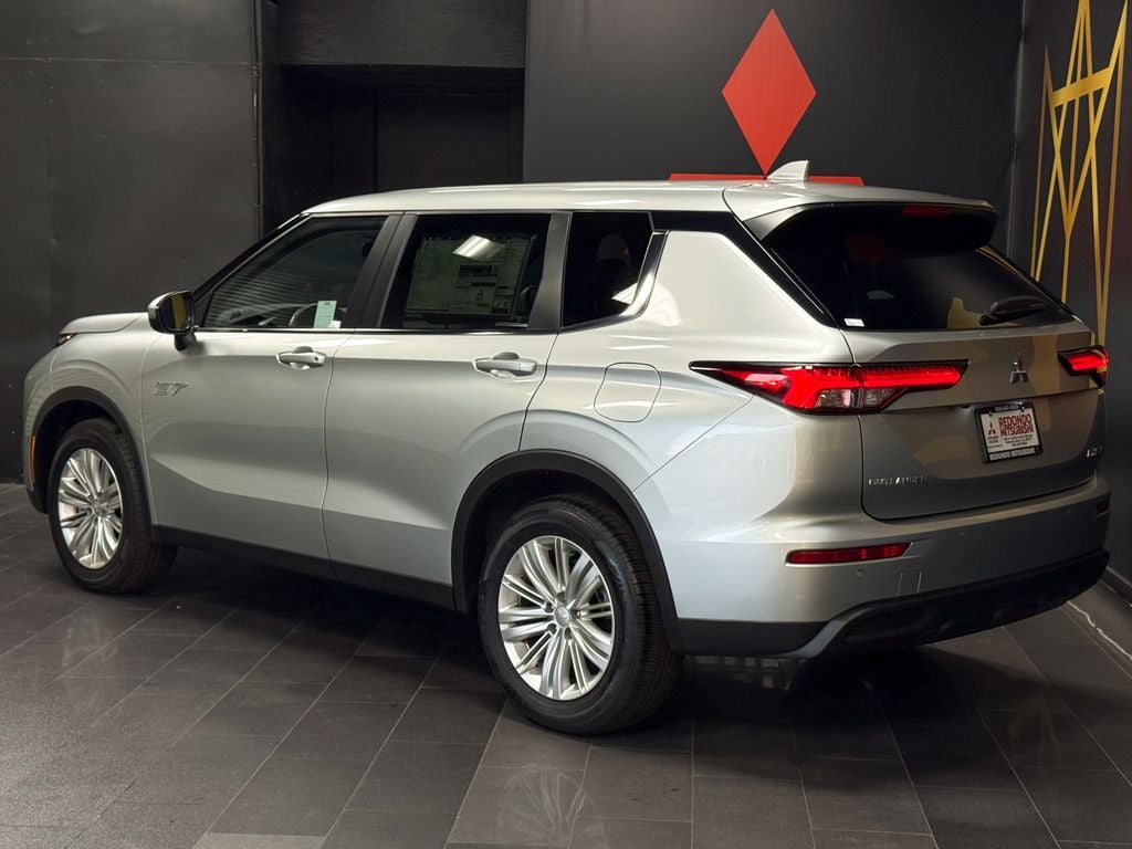 2025 Mitsubishi Outlander PHEV ES