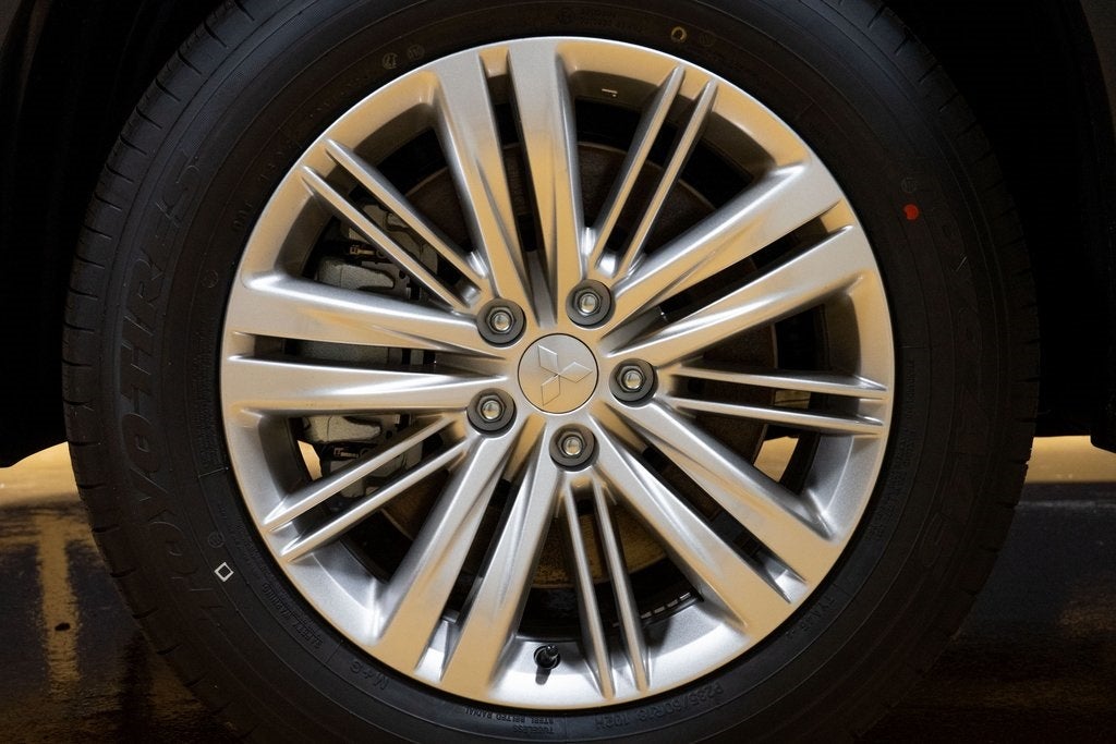 2025 Mitsubishi Outlander PHEV ES