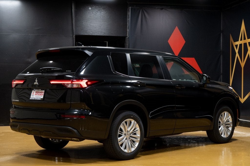 2025 Mitsubishi Outlander PHEV ES