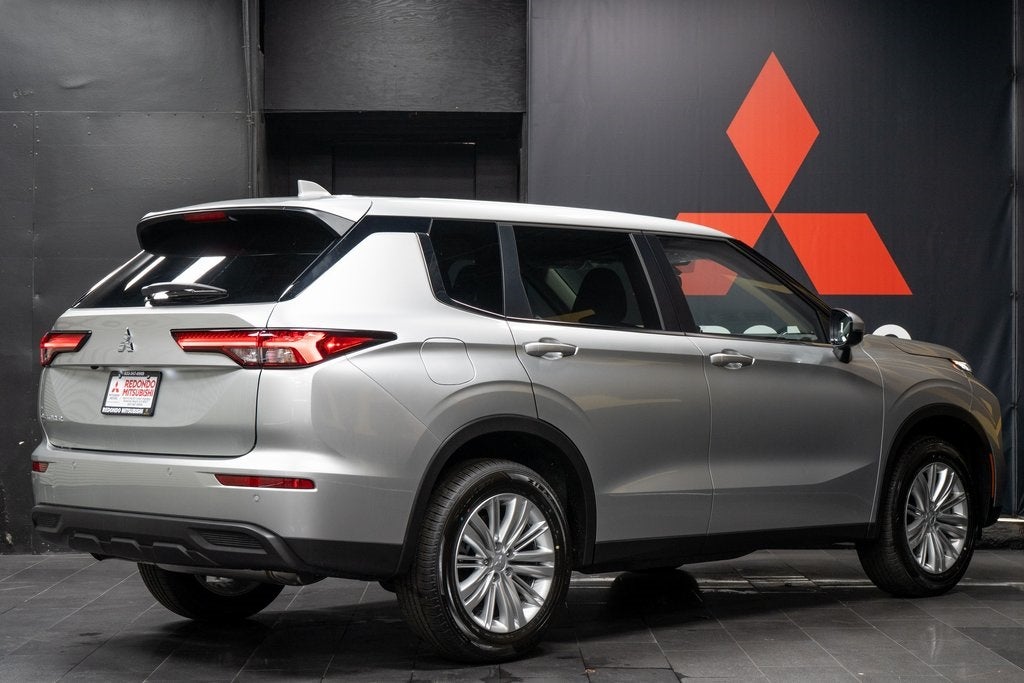 2025 Mitsubishi Outlander PHEV ES