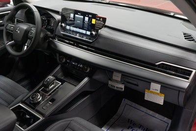 2025 Mitsubishi Outlander PHEV SE