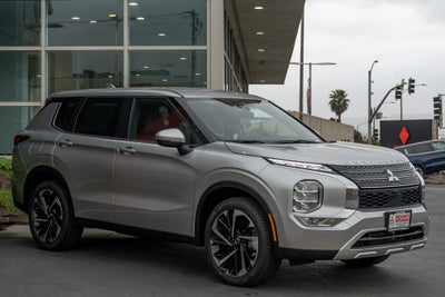 2025 Mitsubishi Outlander PHEV SE