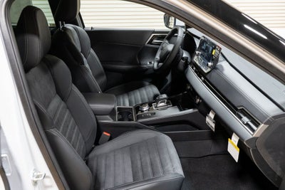 2025 Mitsubishi Outlander PHEV SE