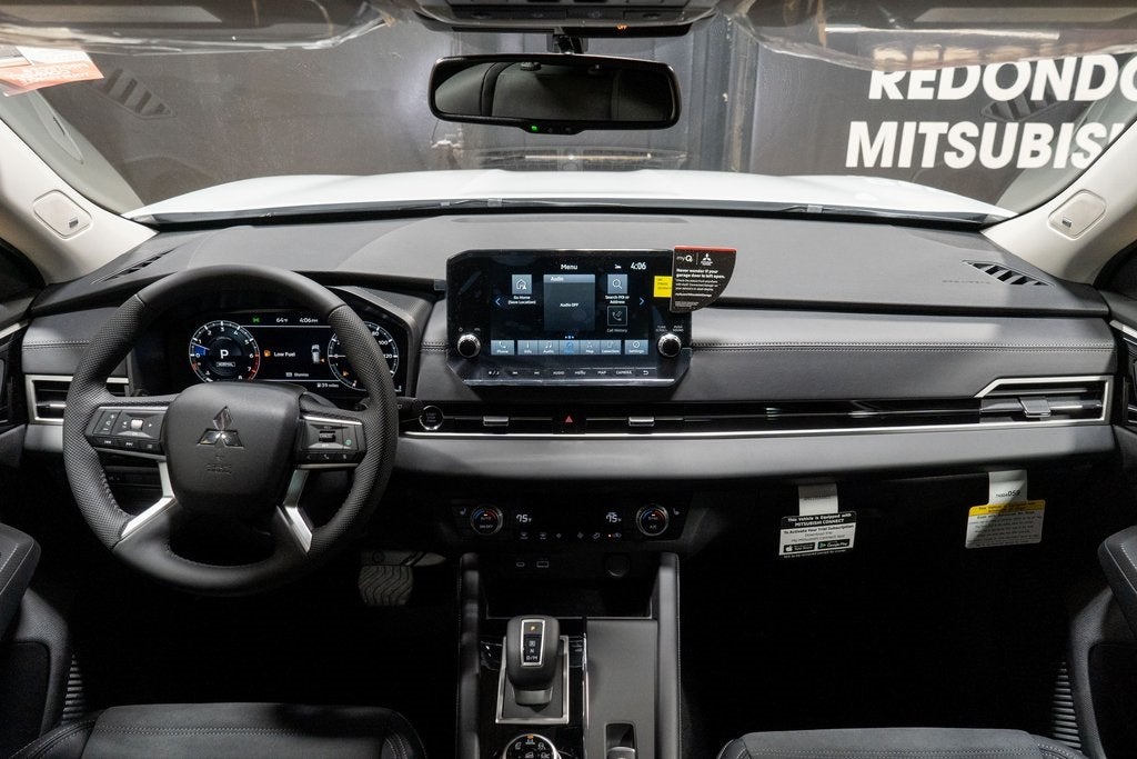 2025 Mitsubishi Outlander PHEV SE