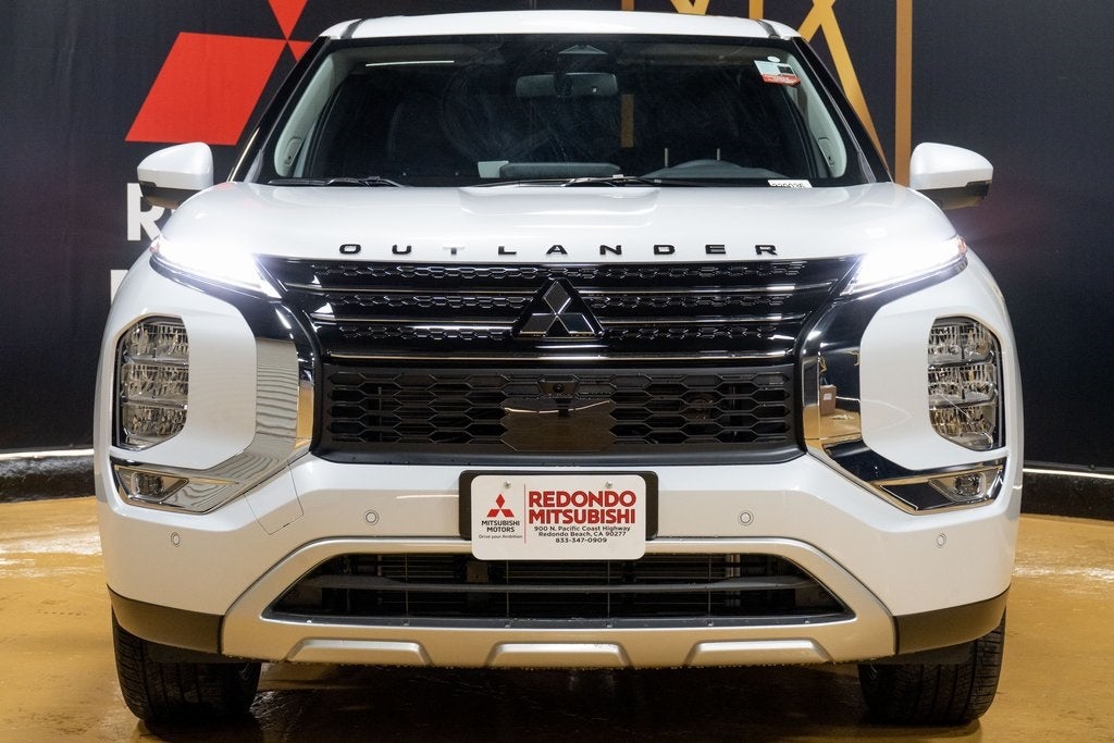 2025 Mitsubishi Outlander PHEV SE