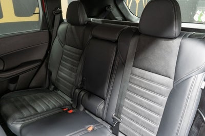 2025 Mitsubishi Outlander PHEV SE