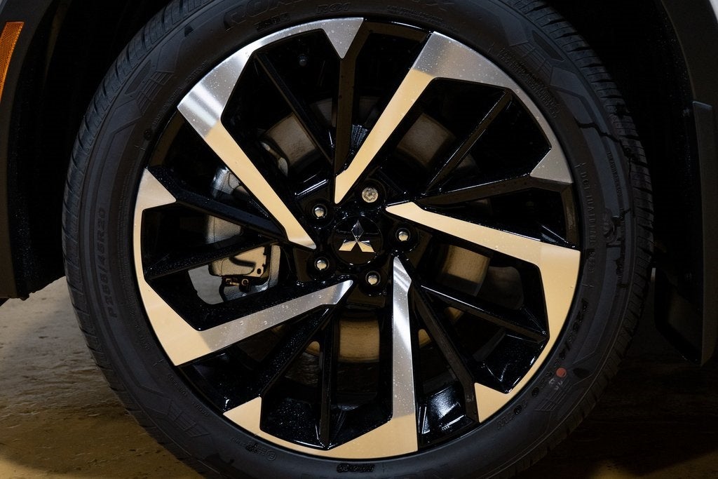 2025 Mitsubishi Outlander PHEV SE