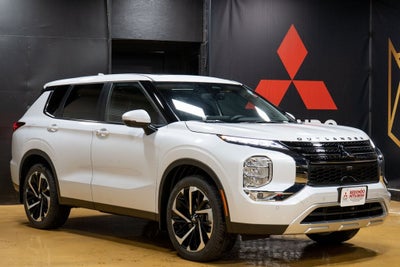 2025 Mitsubishi Outlander PHEV SE