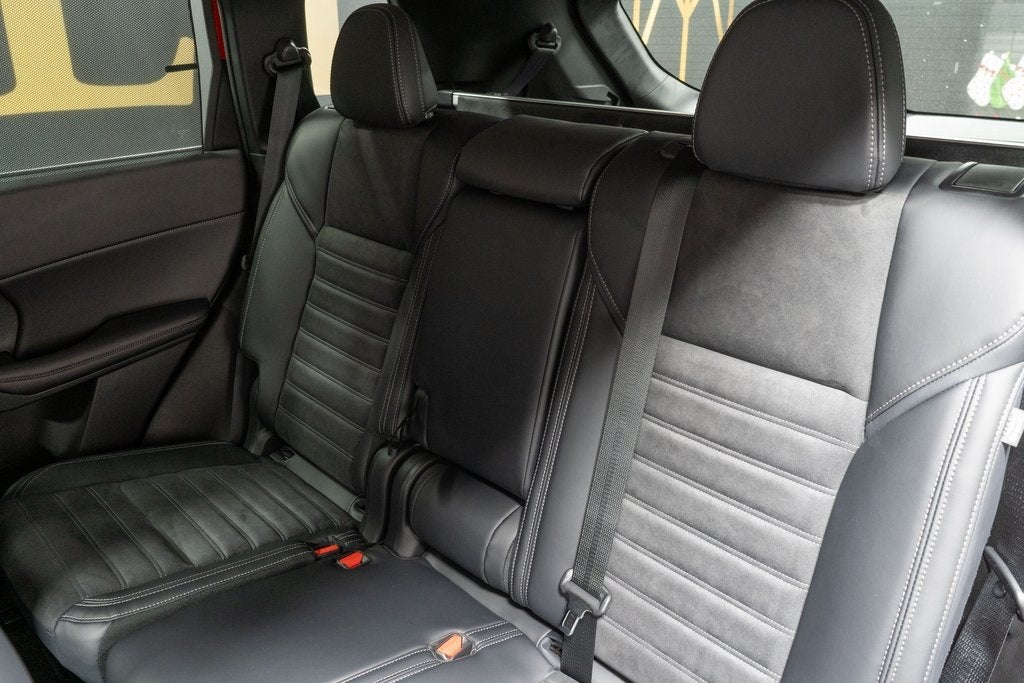 2025 Mitsubishi Outlander PHEV SE