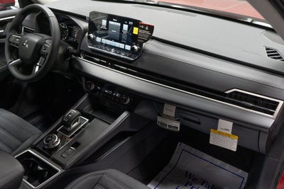 2025 Mitsubishi Outlander PHEV SE