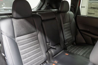 2025 Mitsubishi Outlander PHEV SE