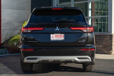 2025 Mitsubishi Outlander PHEV Base