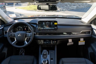 2025 Mitsubishi Outlander PHEV SE