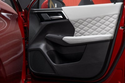 2025 Mitsubishi Outlander PHEV SEL