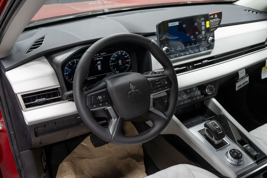2025 Mitsubishi Outlander PHEV SEL