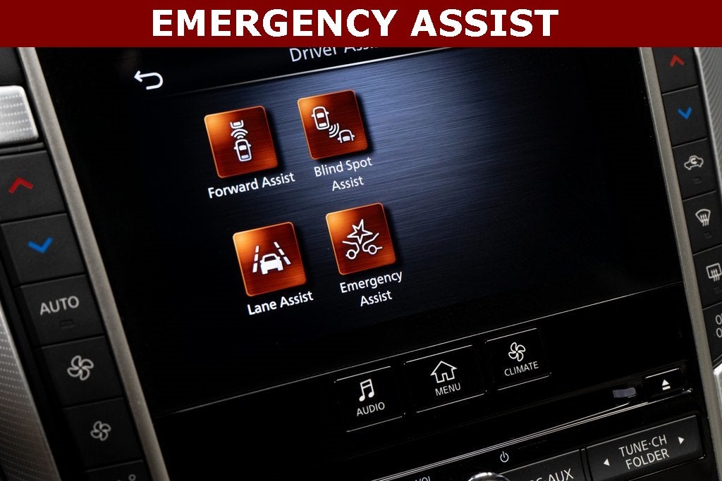 2023 INFINITI Q50 LUXE