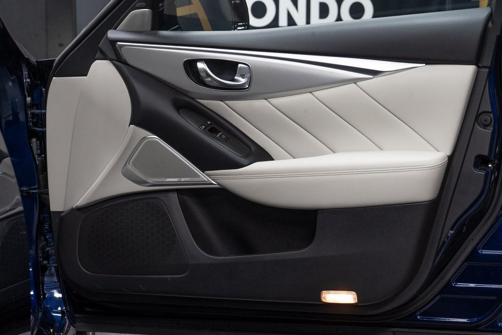 2023 INFINITI Q50 LUXE