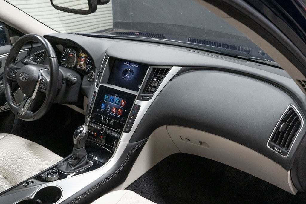 2023 INFINITI Q50 LUXE