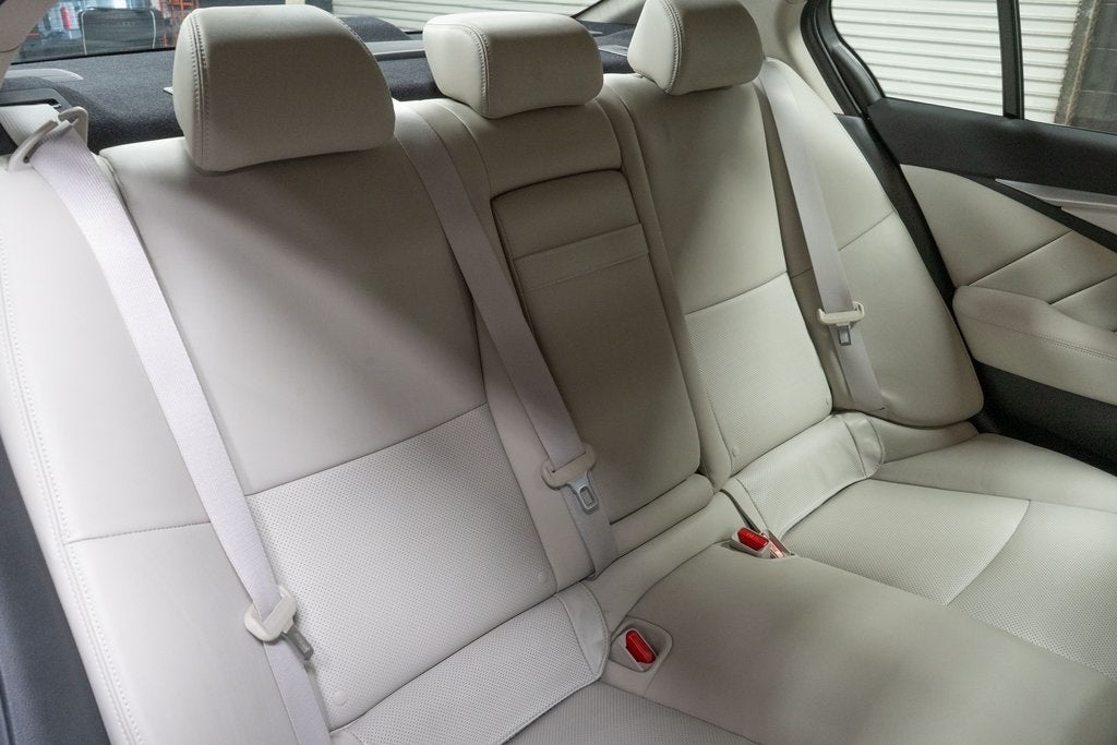 2023 INFINITI Q50 LUXE