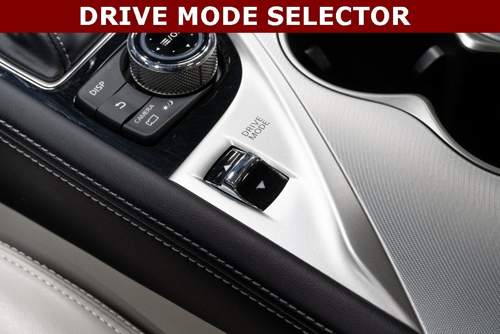 2023 INFINITI Q50 LUXE