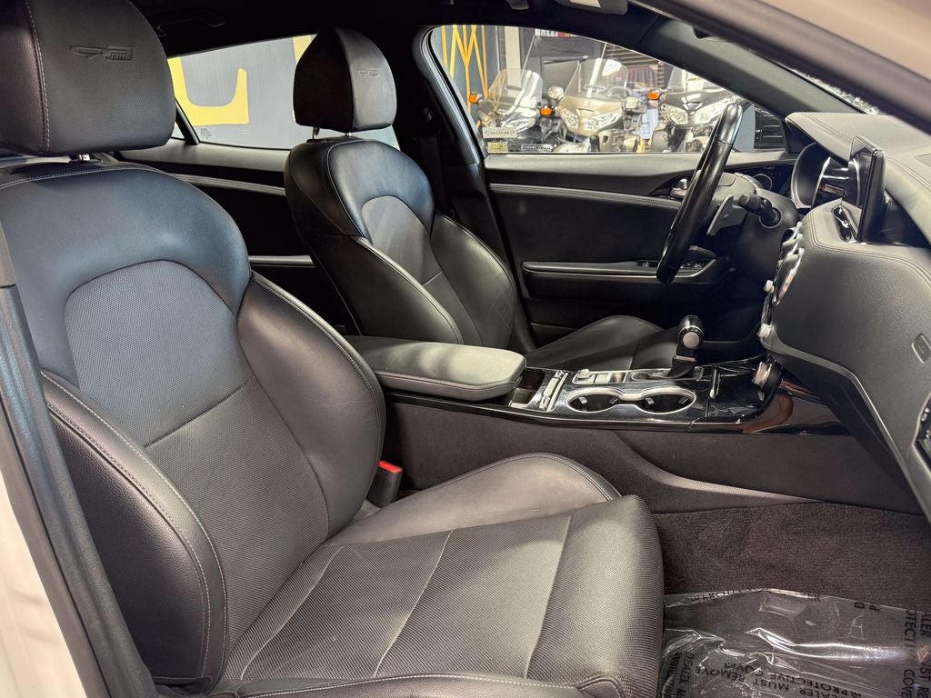 2022 Kia Stinger GT-Line