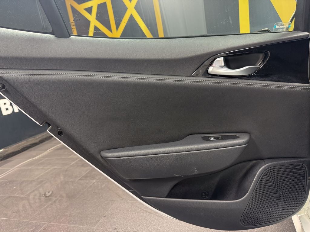 2022 Kia Stinger GT-Line